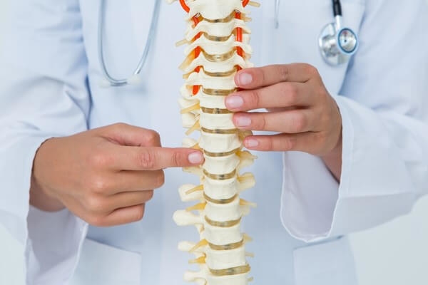 https://www.treatingpain.com/cms/thumbnails/00/830x415//images/blog/5-Facts-about-Spine.jpg